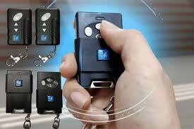 Dịch Vụ Làm Remote Cửa Cuốn Giá Rẻ Tại Nhà 2 cuacuub