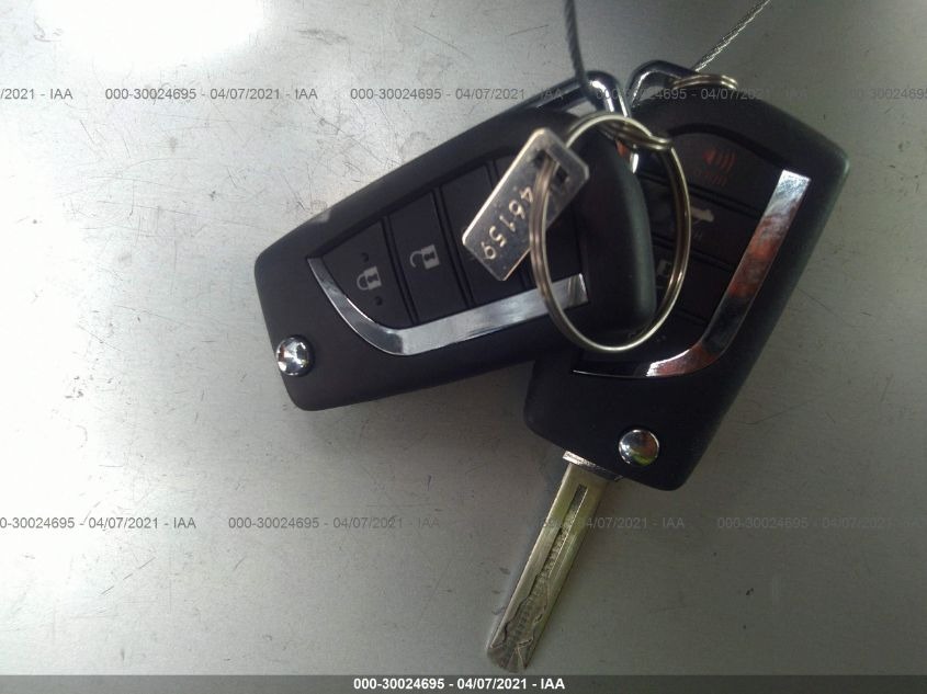 Làm chìa khóa gập xe Toyota