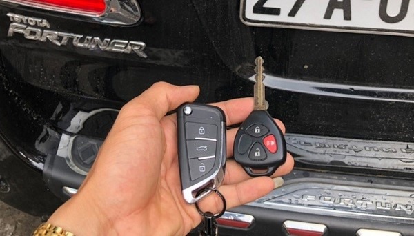 Dịch Vụ Làm Chìa Khóa Xe Toyota Fortuner Uy Tín Chính Hãng 3 fotune