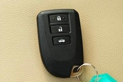 Chìa khóa smartkey Toyota Vios 3 nút