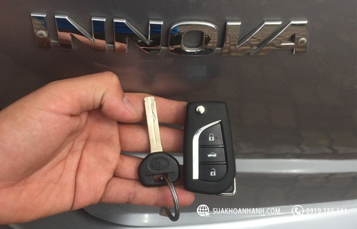 Làm Chìa Khóa Xe Toyota Innova Tại Nhà Củ Chi