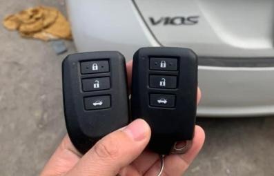 Làm Chìa Khóa Xe Toyota Vios Chính Hãng
